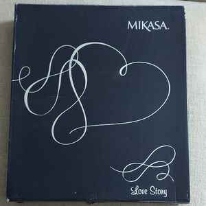 NIB Mikasa "Love Story" 8x10 Standing Photo Frame